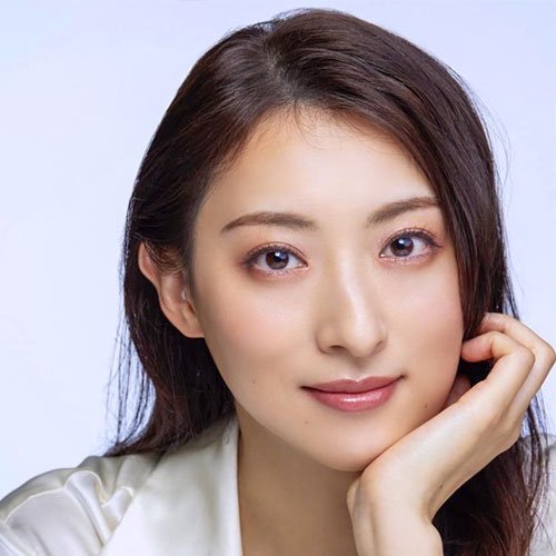 珠城りょう[美咲亜紀役：Wキャスト]